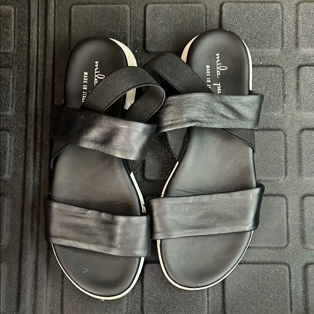 Black Leather Mila Paoli Sandals
